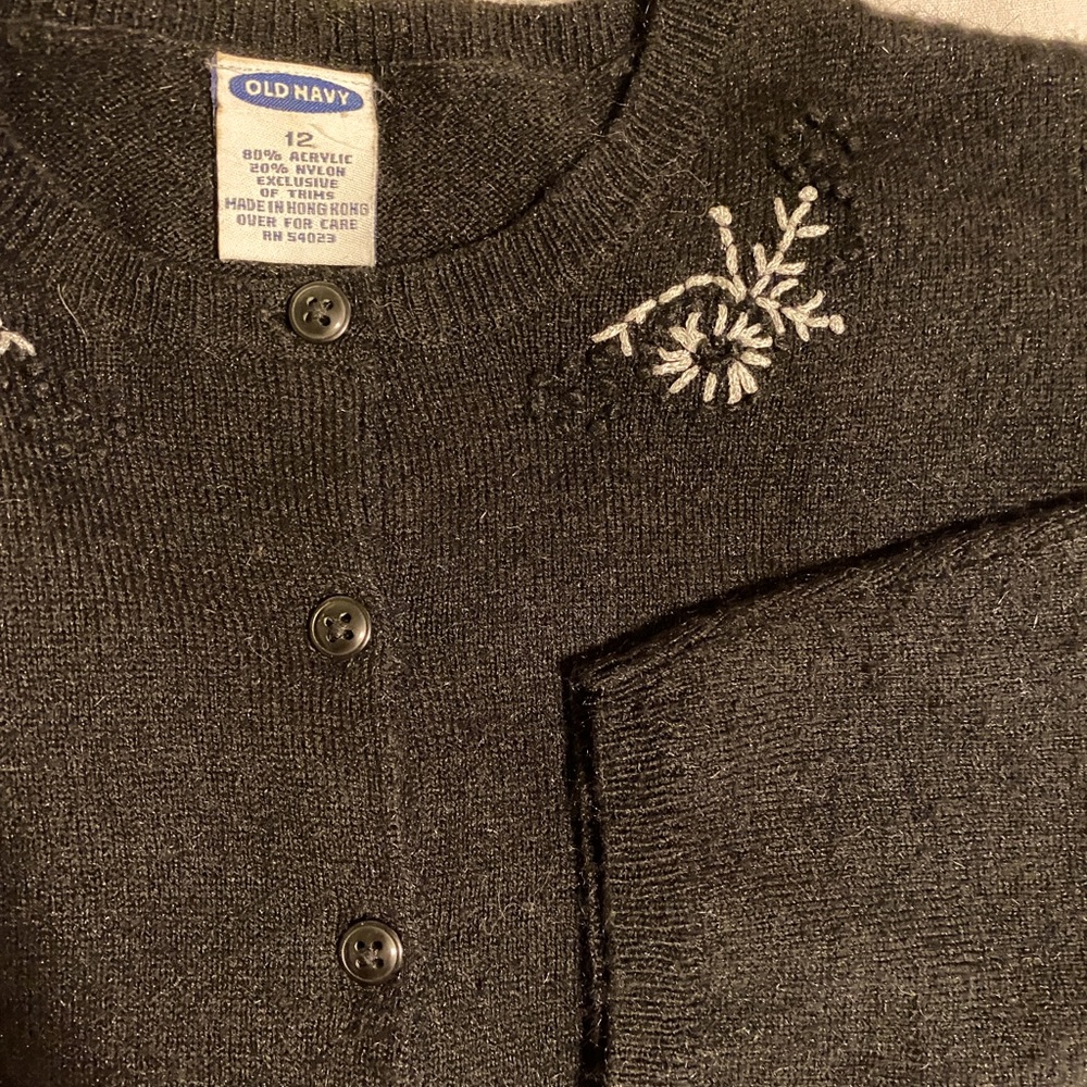 OLD NAVY CARDIGAN SWEATER